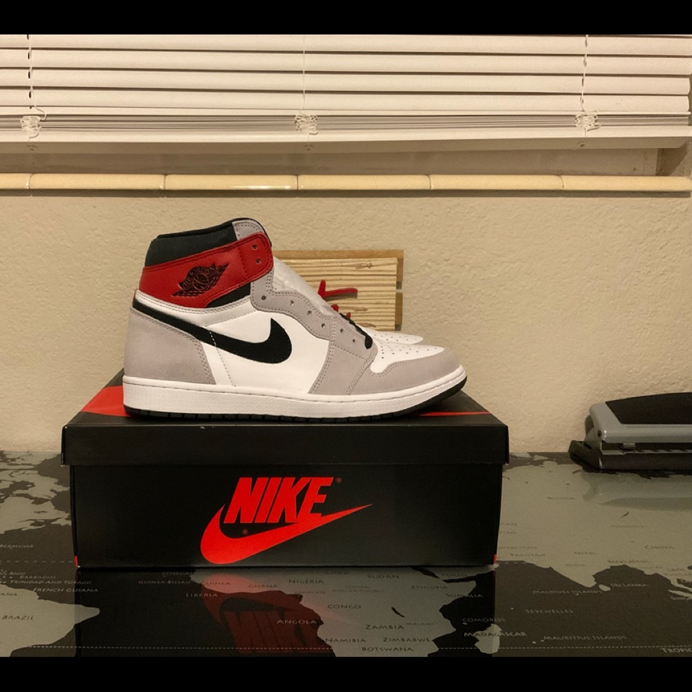 Jordan 1 Smoke Grey Size 11 DS